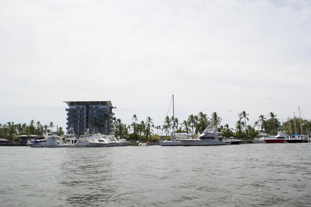 Puerto Azul Hotel بونتاريناس المظهر الخارجي الصورة